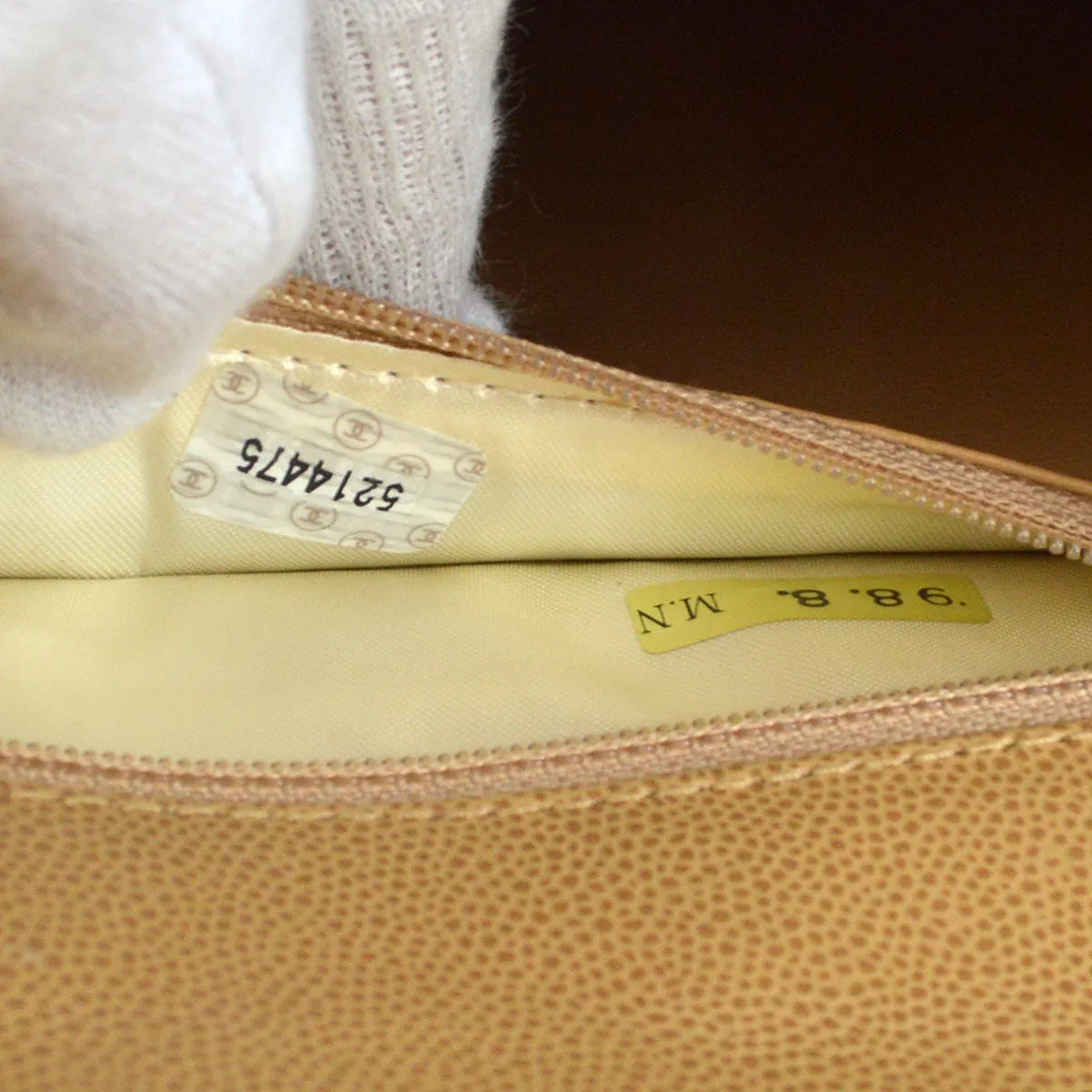 CHANEL 1998 Medium Flap Shoulder Bag