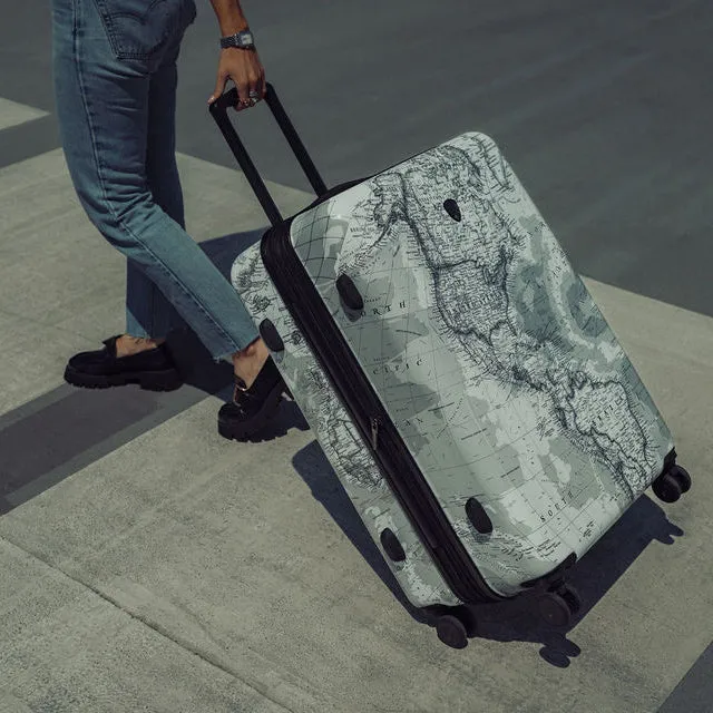 Journey 3G 30 Inch Fashion Spinner® Luggage - Black/White Map